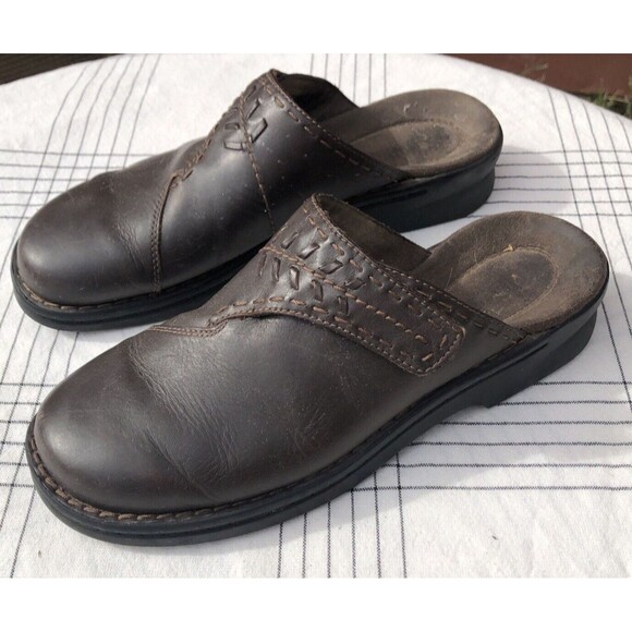 Clarks Shoes - CLARKS Women's Brown Leather Mule Slide Shoes 7M Accent Stitching/Lacing 35537